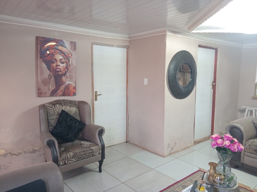 2 Bedroom Property for Sale in Kwa Nobuhle Eastern Cape